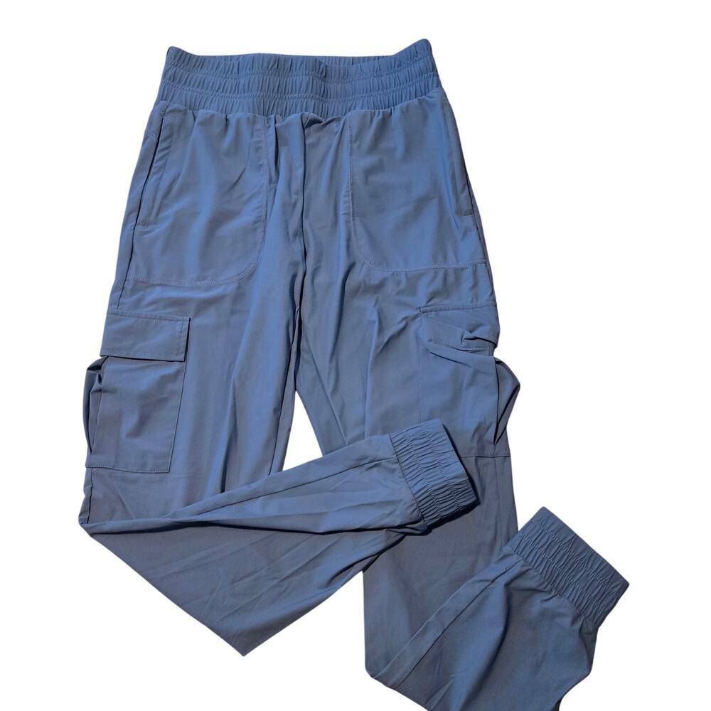 Balance Athletica Vitality cargo joggers in a women's small size